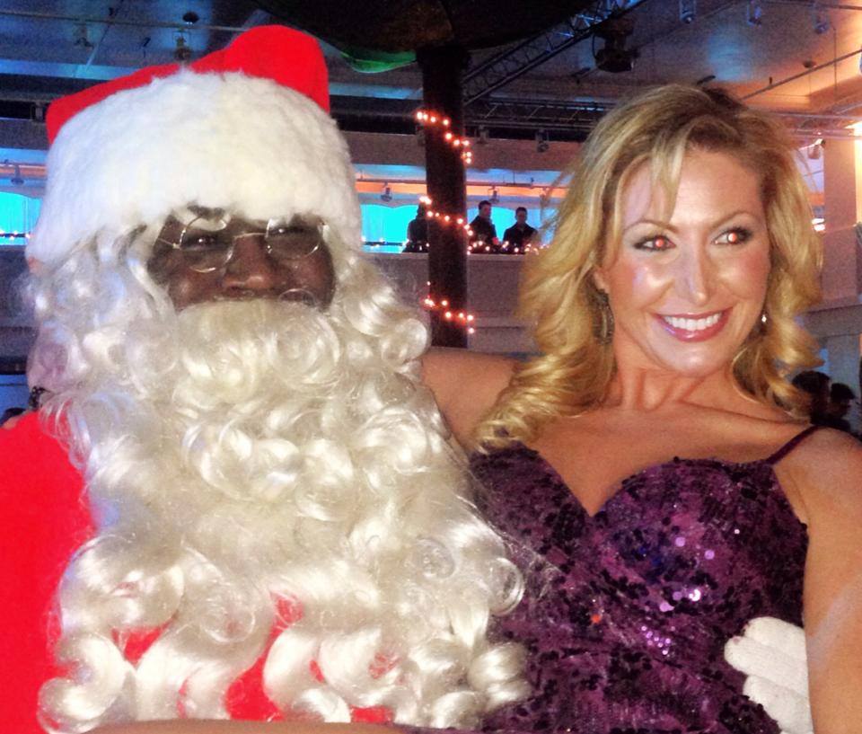 Santa and Maggie Hand